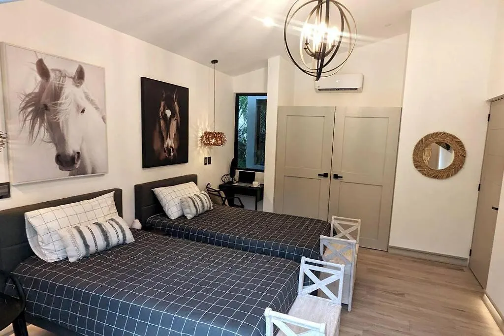 Villa Casa Pulpo Paradise In Gated Community Playa del Carmen 0*,